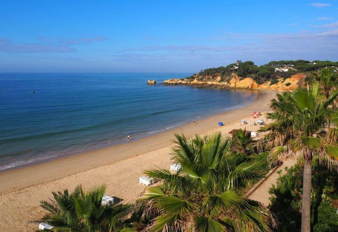 Cozy Apartment Oura Beach البوفيرا المظهر الخارجي الصورة