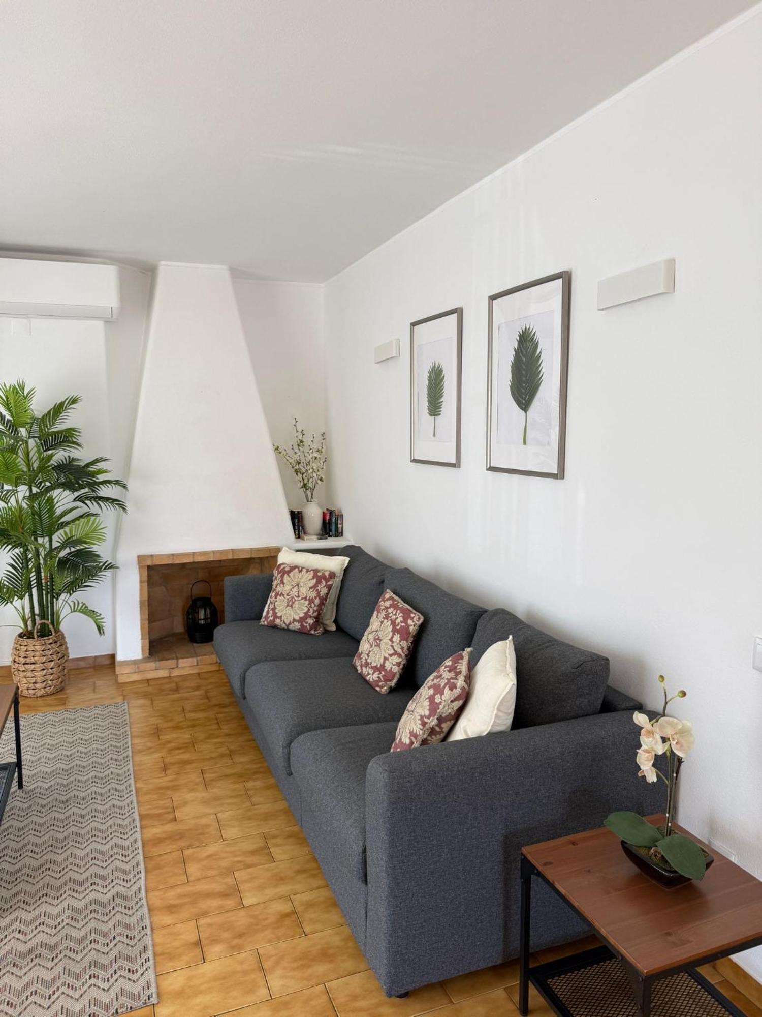 Cozy Apartment Oura Beach البوفيرا المظهر الخارجي الصورة